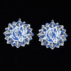 430ステンレスペンダント  スプレー塗装  エッチングされた金属装飾  花柄の花  ホワイト  46x44x0.3mm  穴：1.5mm&nbsp;STAS-T061-23-E04