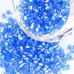 Grado a perline di semi di vetro, esagono (due tagli), colori trasparenti arcobaleno, blu royal, 1.5~2.5x1.5~2mm, Foro: 0.8 mm, circa 2100pcs/scatola, 450 g / borsa