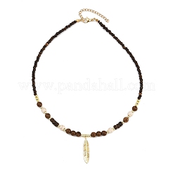 Ожерелья с подвесками в виде перьев из латуни с круглыми бусинами из окрашенной синтетической бирюзы NJEW-JN05460-01