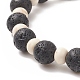 Braccialetto elasticizzato da donna con perline di tartaruga sintetica tinta turchese (tinta) e pietra lavica naturale BJEW-JB09229-01-3
