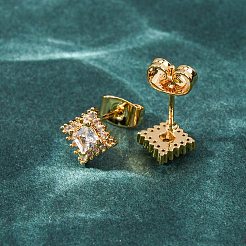 Aretes de latón con micro pavé de circonio cúbico para mujer&nbsp;EJEW-F418-04G