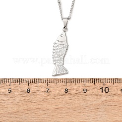 Collane estive da donna con ciondolo a forma di pesce in acciaio inossidabile 304 e catena a satellite.&nbsp;NJEW-F373-02P