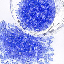 Grade une perles de rocaille en verre, hexagone (deux coupes), couleurs transparentes, bleu royal, 1.5~2.5x1.5~2mm, Trou: 0.8mm, environ 2100 pcs / sachet , 450 g / sac