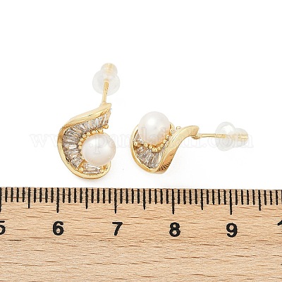 Серьги-гвоздики из латуни в форме буквы С с прозрачным кубическим цирконием KK-D301-14G-1