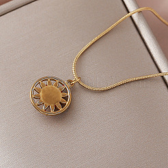 Colliers pendentifs vintage européens en acier inoxydable 304 émaillé rouge en forme de fleur pour femmes&nbsp;WS4572