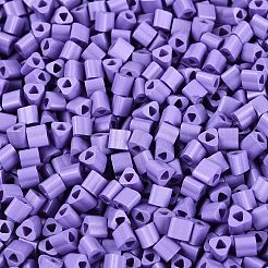 Fgbベーキングペイントガラスシードビーズ  三角形  三角穴  紫色のメディア  3.5x3.5x3.5mm  穴：1.2~1.4mm  約7250個/ポンド&nbsp;SEED-Q040-09A-16