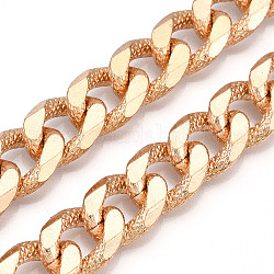 Cadenas de bordillo facetadas de aluminio, cadenas de eslabones cubanos con corte de diamante, sin soldar, la luz de oro, 17x13x5mm