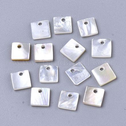 パールシェルのチャームのナチュラルホワイトシェルマザー  正方形  貝殻色  6x6x1mm  穴：1.2mm SHEL-R047-07-1