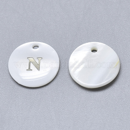 パールシェルのチャームのナチュラルホワイトシェルマザー  アイロンステッカー付き  アルファベット付きフラットラウンド  文字.n  13x2mm  穴：1.5mm X-SSHEL-N036-053N-1
