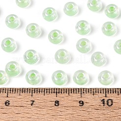 Внутри цветные прозрачные стеклянные бусины&nbsp;SEED-T009-01B