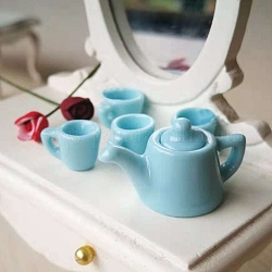 Mini servizio da tè in porcellana, inclusa teiera 1pc, 4 tazza da tè, per accessori per la casa delle bambole, fingendo decorazioni di scena, cielo blu, tazza da tè: 10x6x6mm, teiera: 24x12x16mm