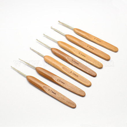 12 tamaños de agujas de ganchillo de hierro con mango de bambú TOOL-R034-M-1