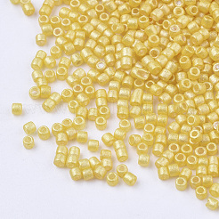 Perlmuttfarbene zylinderförmige Saatperlen&nbsp;SEED-Q036-02A-E11