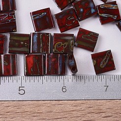 MIYUKIティラビーズ  日本製シードビーズ  2穴  （tl4521)不透明な赤いピカソ  5x5x1.9mm  穴：0.8mm  約118個/10g&nbsp;X-SEED-J020-TL4521