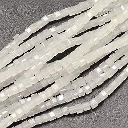 Hebras de cuentas de cristal de jade de imitación de cubo facetado, whitesmoke, 2x2x2mm, agujero: 0.5 mm, aproximamente 200 pcs / cadena, 15.7 pulgada