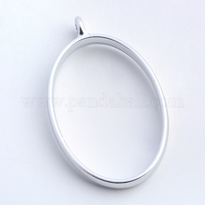 Magnete in resina a forma ovale e grafica personalizzata. A partire da