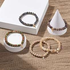 Bracciale elasticizzato con pietre preziose rotonde e perline con ciondolo a croce in ottone&nbsp;BJEW-JB08097