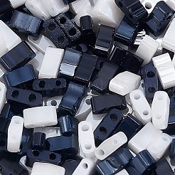 300шт 2 цвета непрозрачные стеклянные бусины с 2 отверстиями SEED-AR0001-31