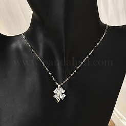 Латунный микропаве кубический цирконий четырехлистный клевер кулон ожерелья для женщин NJEW-S448-02G