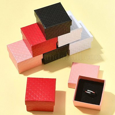 8 шт. 4-х цветные квадратные картонные коробки для колец CBOX-FS0001-08-1