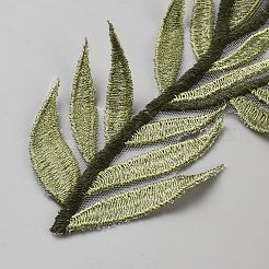 Аппликации из листовой ткани пришиваем PATC-WH0014-43