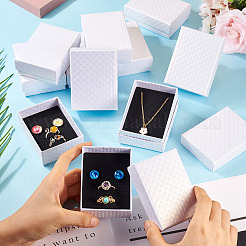Geschenkboxen aus Karton mit Rautenstruktur&nbsp;LS-CON-TAC0010-03A-01