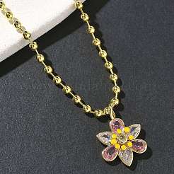 Латунные подвески в форме цветка с розовым и прозрачным кубическим цирконием и эмалевым паве NJEW-G183-04G