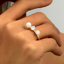 Простые латунные кольца с паве из кубического циркония IO7806