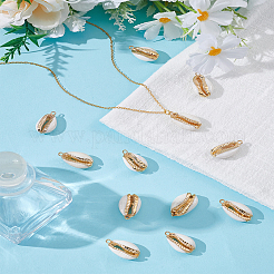 12個の電気メッキカウリーシェルペンダント  鉄パーツ  ゴールドカラー  17~25x10~15x5~7mm  穴：1.5mm&nbsp;SHEL-LP0001-05