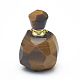 ナチュラルタイガーアイオープン香水ボトルペンダント  真鍮のパーツとガラスのエッセンシャルオイルのボトル  30~36x18~20x9.5~16mm  穴：0.8mm  ガラス瓶容量：3ml（0.101液量オンス）  宝石の容量：1ml（0.03液量オンス） G-E556-01F-2
