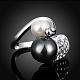 女性のためのスズ合金チェコラインストーンの指輪  模造パールと  ブラック  プラチナ  サイズ8  18.1mm RJEW-BB10592-8-5