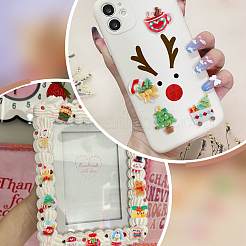 64 Stück 16 Stile Weihnachtsbaum/Schneemann/Tasche/Socken/Weihnachtsmann/Hirsch/Zuckerstange/Kamin undurchsichtige Harz Decoden Cabochons&nbsp;RESI-SC0005-74