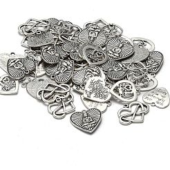 混合チベットスタイル合金ハートペンダント  アンティークシルバー  16~30x16~30x3~4mm  穴：1~2mm&nbsp;TIBEP-X0004-02-AS