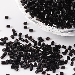 Abalorios de vidrio bugle, colores opacos, negro, 2~3x2mm, agujero: 1 mm, aproximamente 450 g / bolsa, 20000 unidades / bolsa