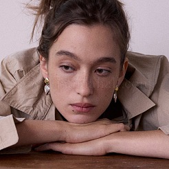 Двухцветные латунные серьги-гвоздики с подвесками&nbsp;FS-WG591A3-01