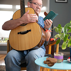 Деревянная коробка для медиаторов с 3 медиатором CON-WH0089-73