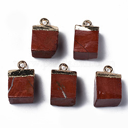 Pendentifs de jaspe rouge naturel, avec les accessoires en laiton dorés, crémaillère plaquage, cube, 18~21x9~12x9~13mm, Trou: 1.6mm