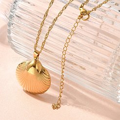 夏のビーチ 304 ステンレススチールペンダントロープチェーンネックレス 女性用  18KGP本金メッキ  シェル形状  15.55インチ（39.5cm）  ペンダント：27x24.5mm。&nbsp;STAS-Z108-01G-04