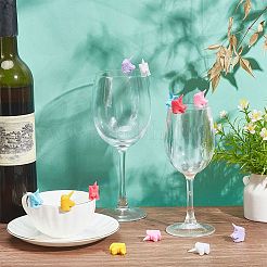 2 Set mit 12 Weinglas-Anhängern aus Silikon mit Einhorn-Motiv.&nbsp;AJEW-NB0005-68