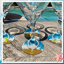 6 Stück 6 Stile Glasperlen & gefärbte synthetische türkisfarbene Meeresschildkröte Seestern Weinglas Charms&nbsp;HJEW-SC00190