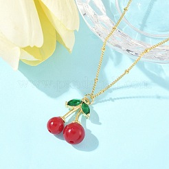Латунная смола кулон в виде вишни с подвеской на цепочке-спутнице с зеленым кубическим цирконием лист для женщин NJEW-D306-03G
