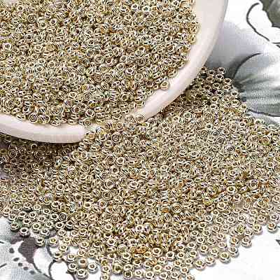 Полукруглые бусины toho 8/0&nbsp;SEED-DR08-PF558-1