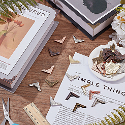 125 шт. 5-х цветный железный треугольный защитный уголок FIND-WR0012-30