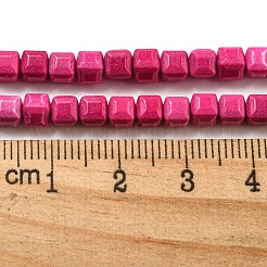 天然石瑪瑙ビーズ連売り  染め  キューブ  赤ミディアム紫  4.5x4.5x4.5mm  穴：1.2mm  約88個/連  15.04''（38.2センチメートル）&nbsp;G-M422-A01-02Q
