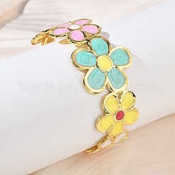 Armreifen aus Messing und Emaille mit Blumenmuster für Damen&nbsp;BJEW-A173-06G