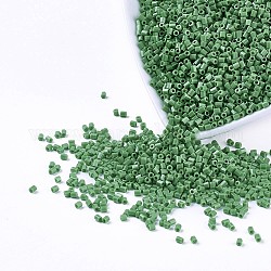 Mgb matsuno perle di vetro, perline giapponesi, 11/0 esagono tondo in vetro opaco esagonale con due semi tagliati, verde oliva, 2x1.5mm, Foro: 0.5 mm, circa 44000pcs/scatola, 450 g / borsa