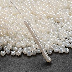 トーホー 6/0ラウンドビーズ  日本製シードビーズ  （クリームオパール光沢663)個  4mm  穴：1.5mm  約7570個/ポンド&nbsp;SEED-TR06-0663