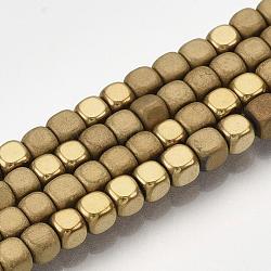 Гальванизировать немагнитных синтетический гематит нитей бисера, с матовым стилем, кубические, с золотым покрытием, 3x3x3 мм, отверстие : 1 мм, около 142 шт / нитка, 15.7 дюйм