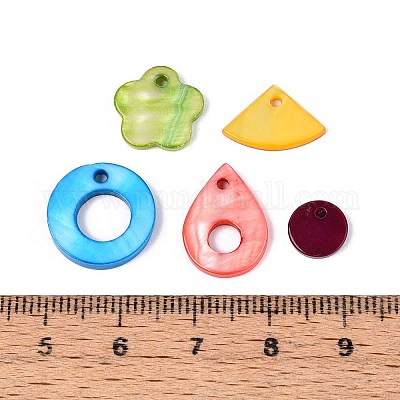 Подвески и комплекты звеньев из окрашенных натуральных пресноводных ракушек SHEL-T020-57-1