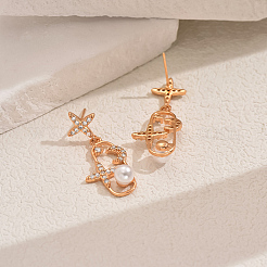 Геометрические серьги-гвоздики с латунным паве из прозрачных кубических цирконий в форме звезды и луны JJ6456